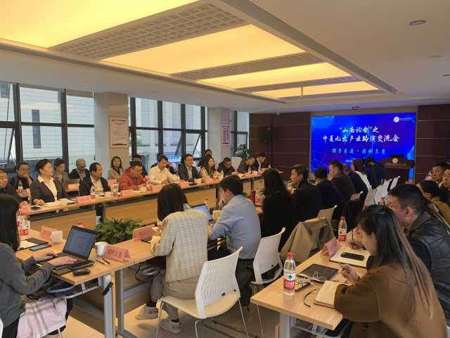 金融图片.jpg 金融图片.jpg